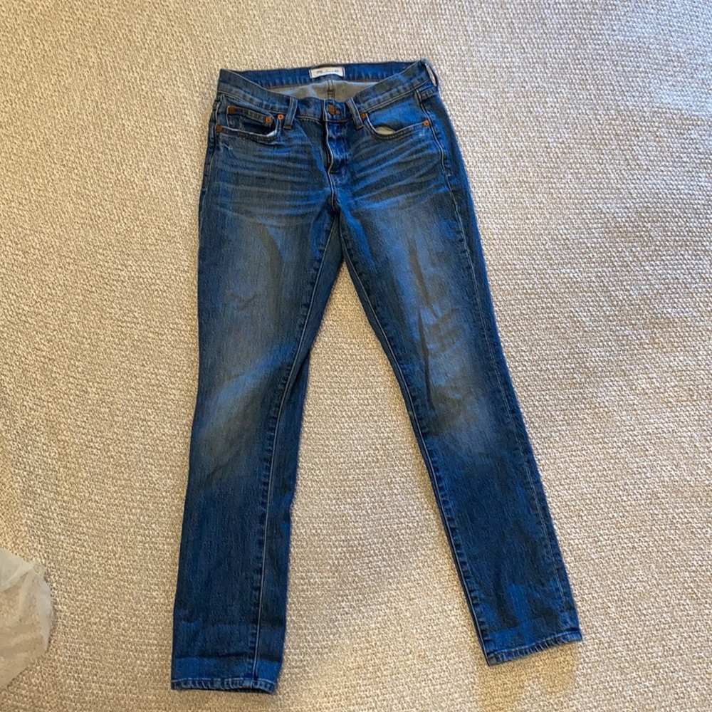Madewell mid rise slim boy jean size 24